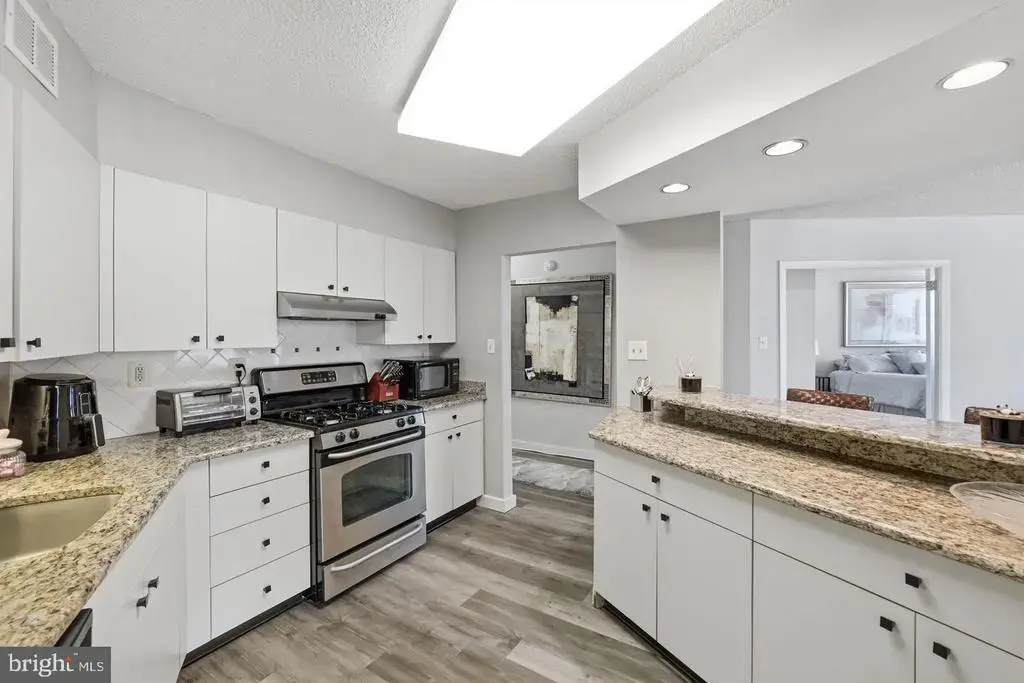 5225 Pooks Hill Rd #1401n, BETHESDA