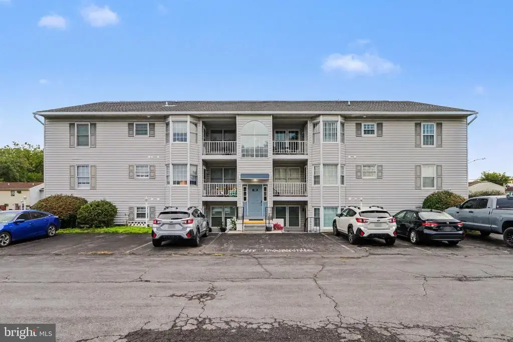 130-11 W Portland St #11, MECHANICSBURG