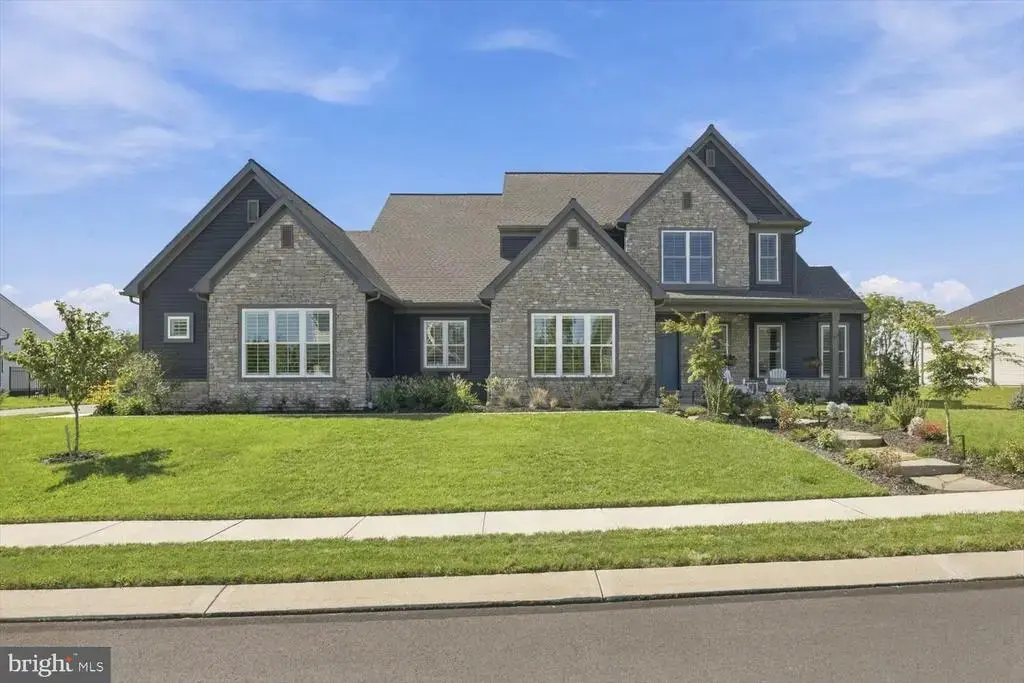 1009 Edorma Ct, HARRISBURG