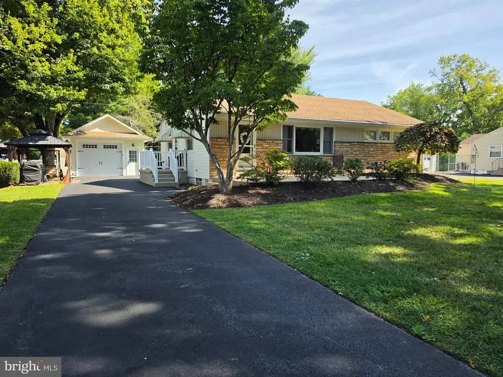 224 Cedar Ave, HORSHAM