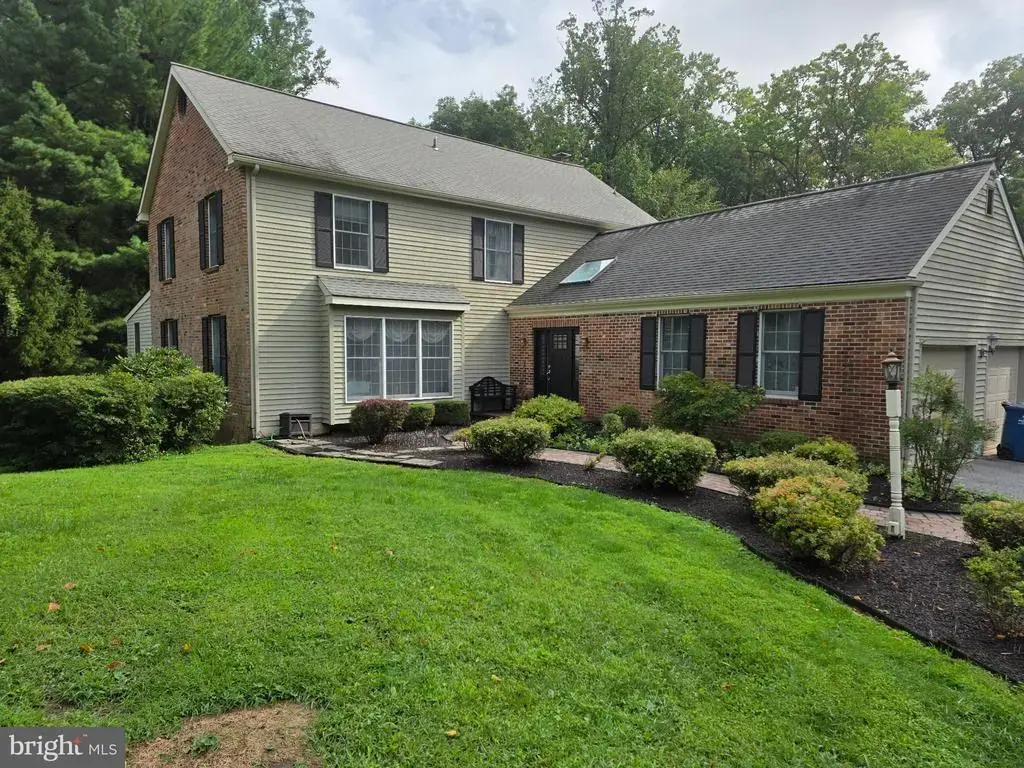 307 Spindle Ln, WEST CHESTER