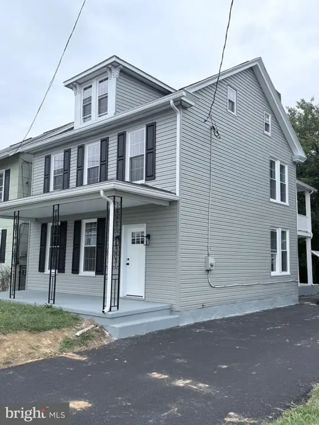 37 E 2nd St, WAYNESBORO
