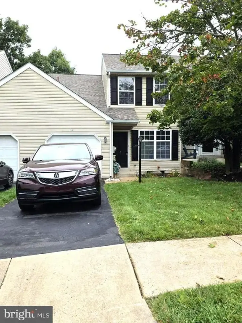 1146 Oxford Cir #, LANSDALE