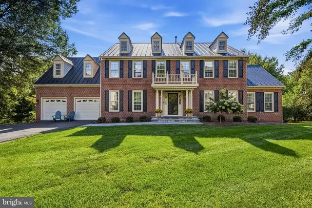 1418 Hague Dr Sw, Leesburg