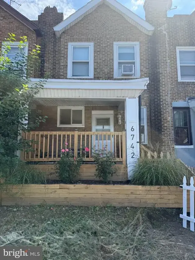 6742 Dicks Ave, Philadelphia