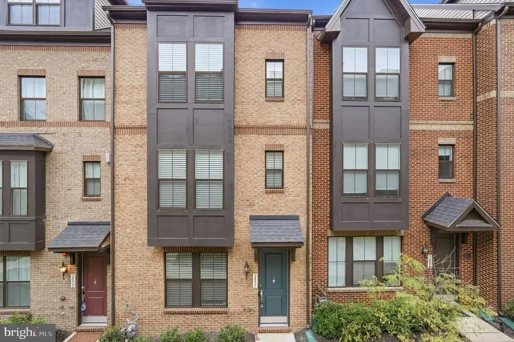 2837 Hokie Ln, ALEXANDRIA