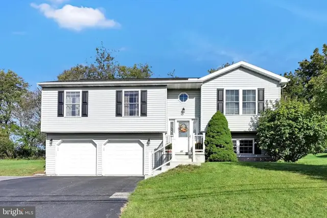 1718 Running Deer Dr, Auburn
