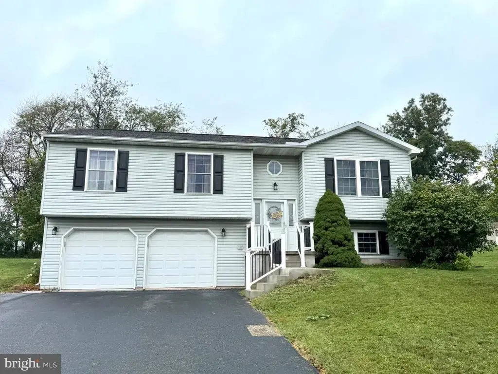 1718 Running Deer Dr, AUBURN