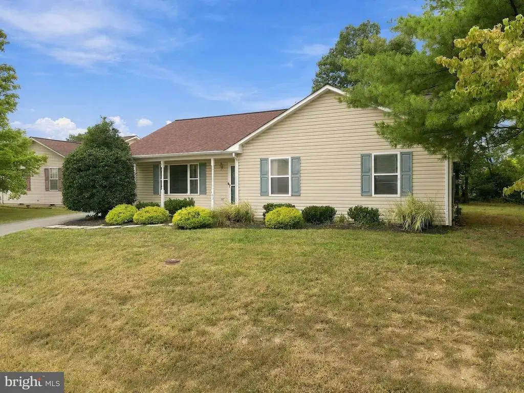 103 Elaine Dr, WINCHESTER