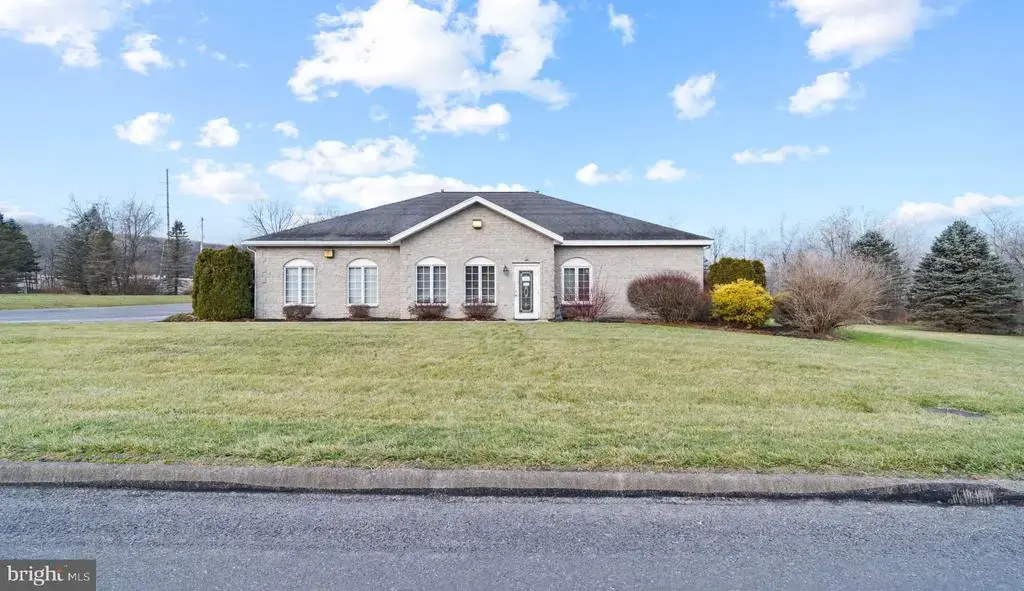 900 Leonard St, CLEARFIELD