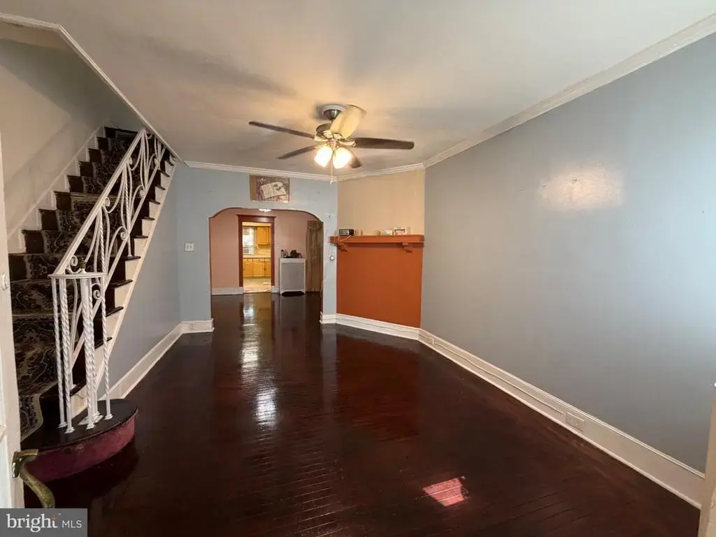 211 E Fisher Ave, PHILADELPHIA
