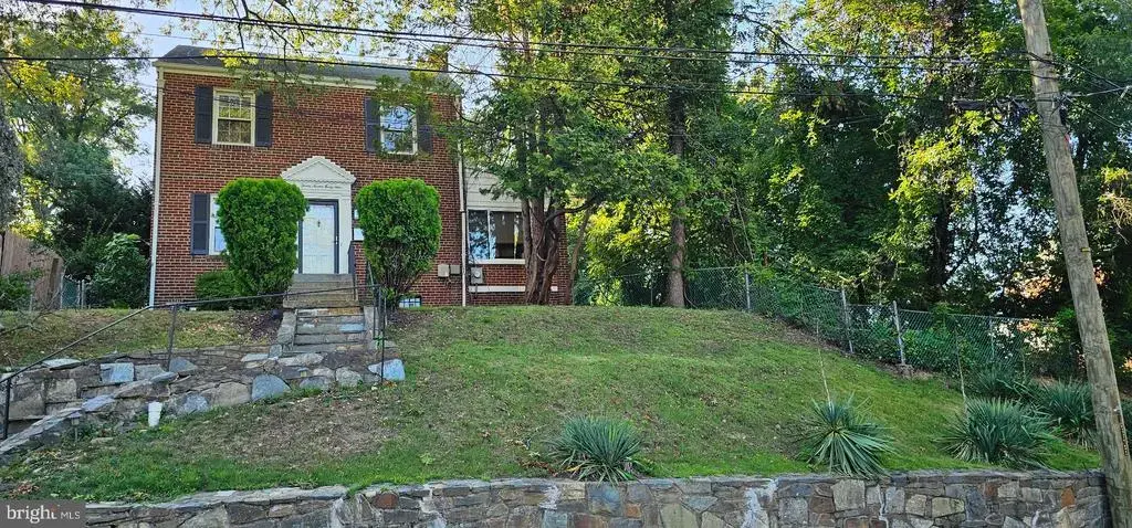 3744 Camden St Se, WASHINGTON