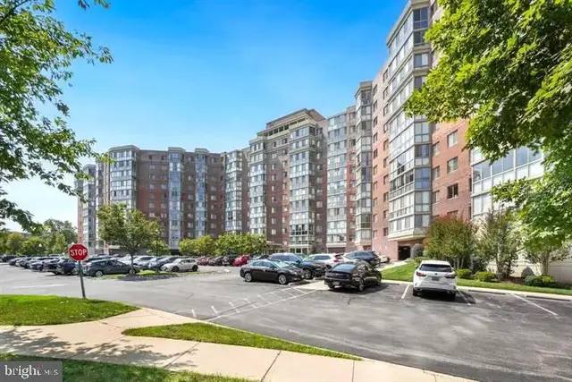 3100 N Leisure World Blvd #219, Silver Spring