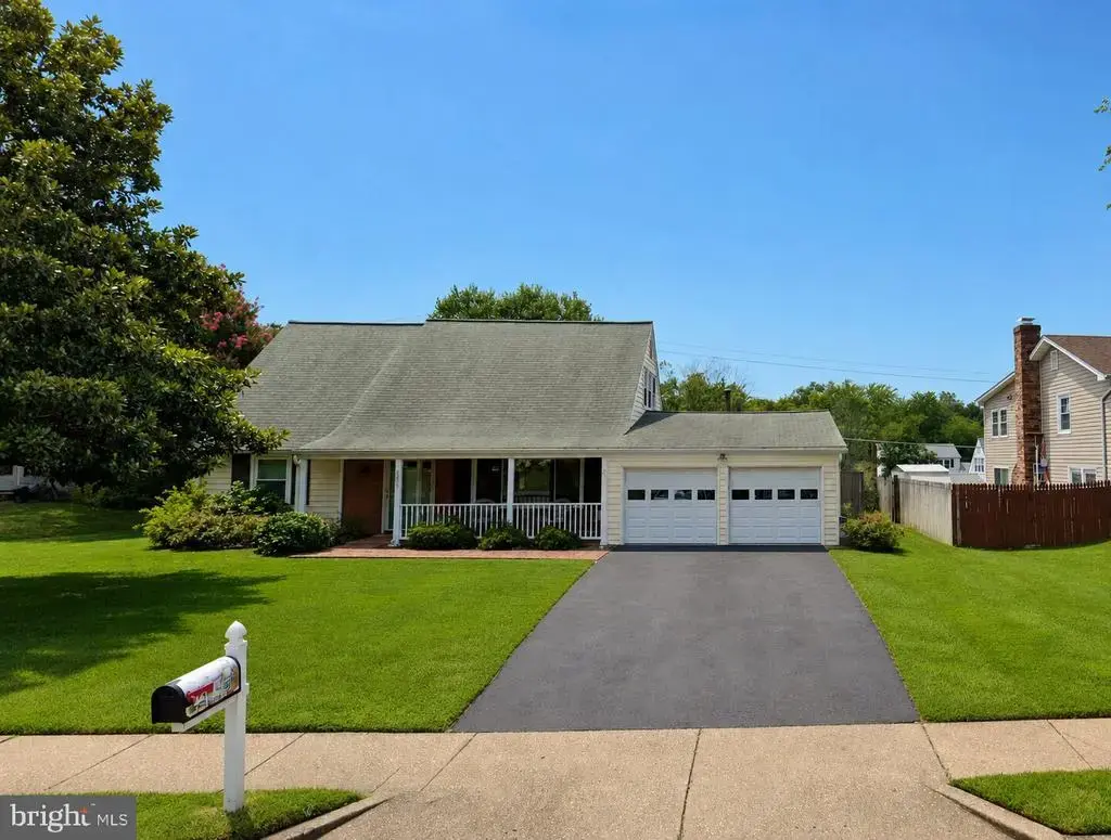4428 Middle Ridge Dr, FAIRFAX