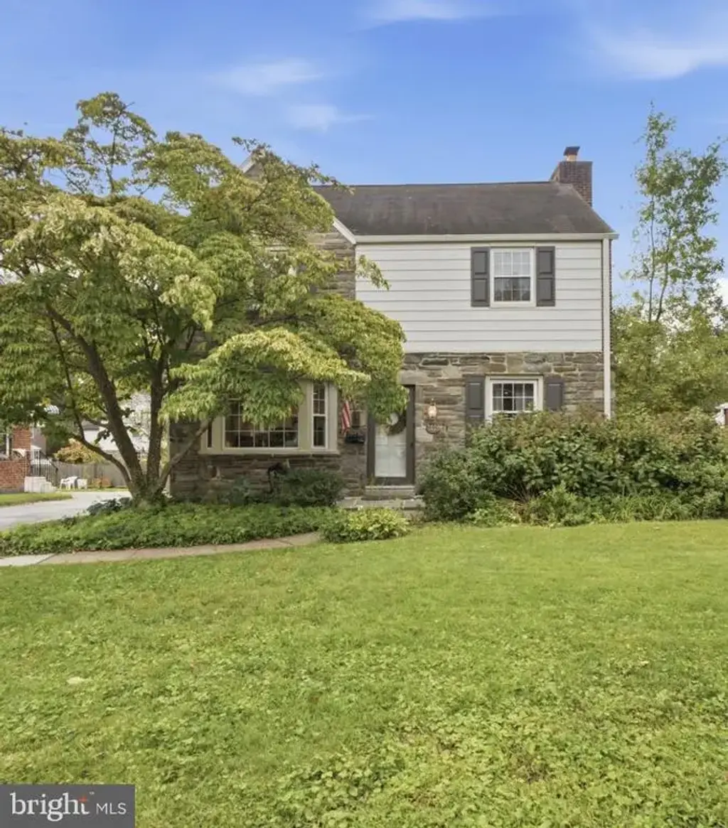 1426 W Wynnewood Rd, ARDMORE