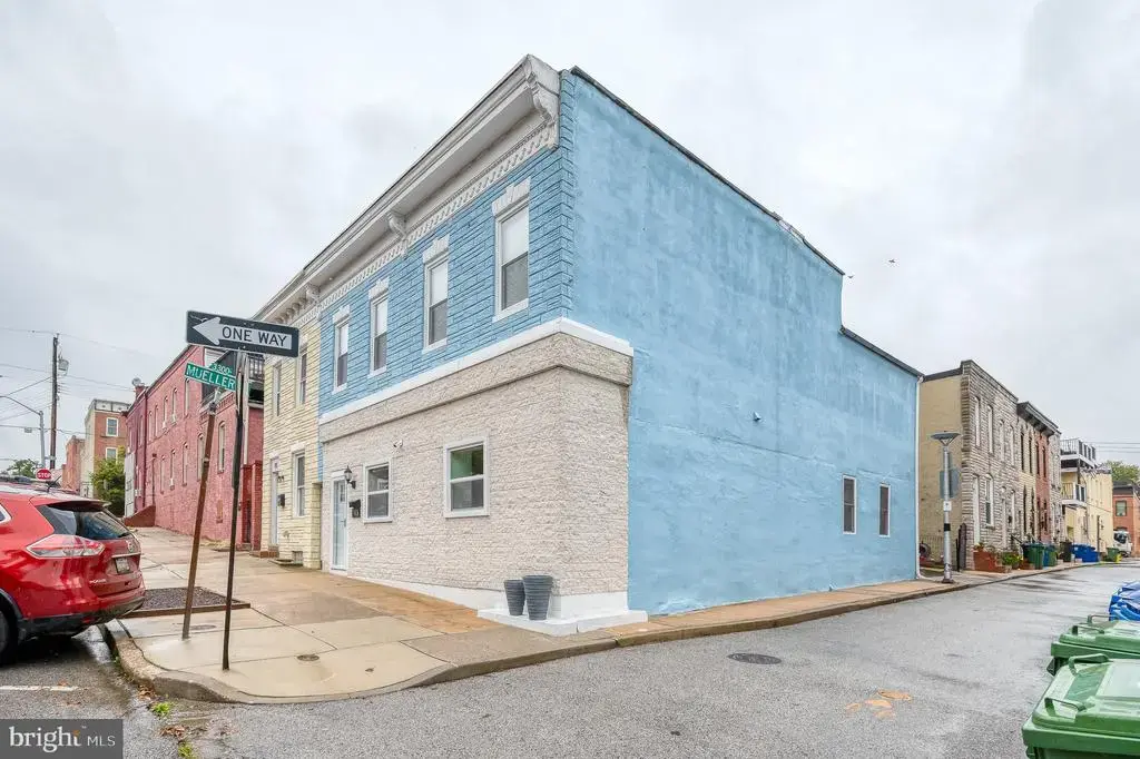 703 S Clinton St, BALTIMORE