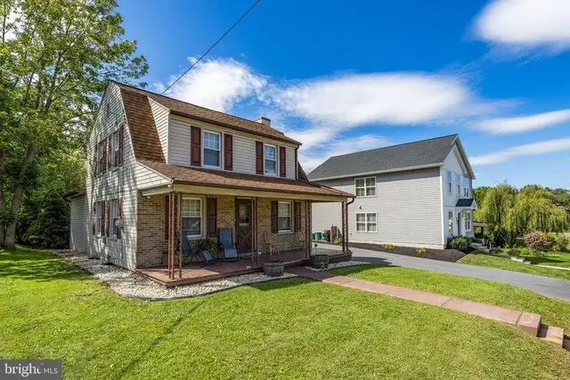 233 E Fulton St, Ephrata