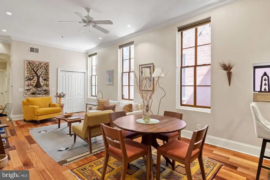 2049 Walnut St #1r, PHILADELPHIA