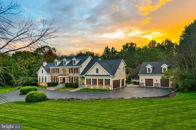 825 Oak Tree Rd, Kennett Square