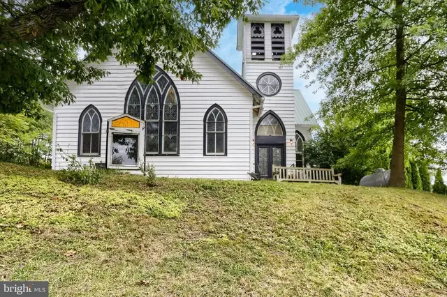 308 Fourth Avenue, Burnham