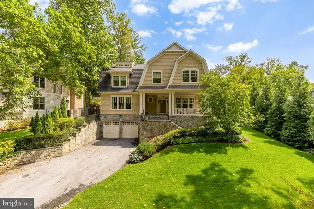 6316 Walhonding Rd, BETHESDA
