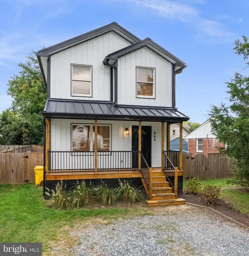 845 Selby Blvd, EDGEWATER
