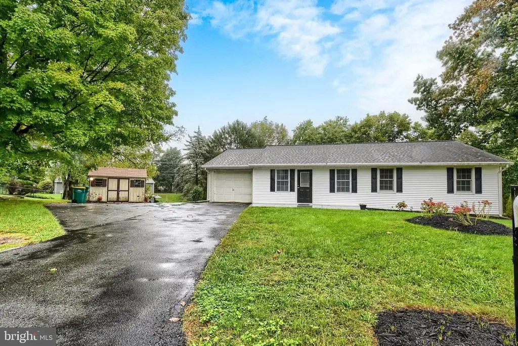 920 Brandywine Way, MECHANICSBURG