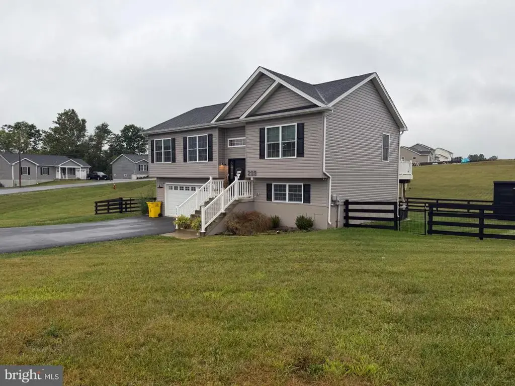 299 Hannah Ln, BUNKER HILL