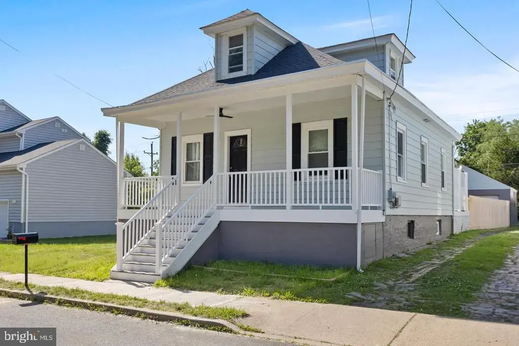 152 Lawn Park Ave, LAWRENCE TOWNSHIP