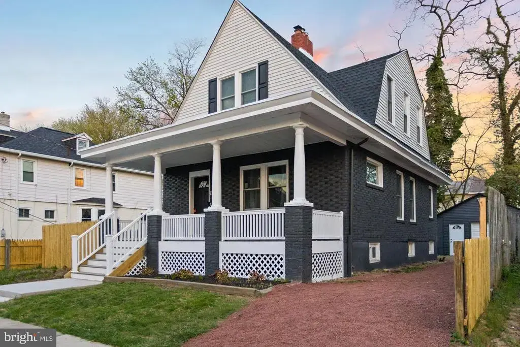 306 Berwyn Ave, EWING