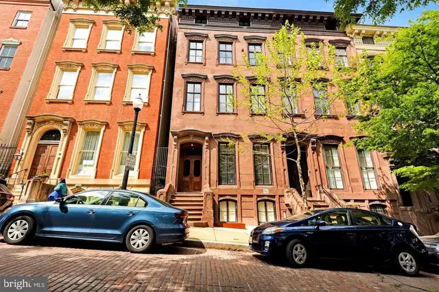 18 E Mount Vernon Pl #3, Baltimore