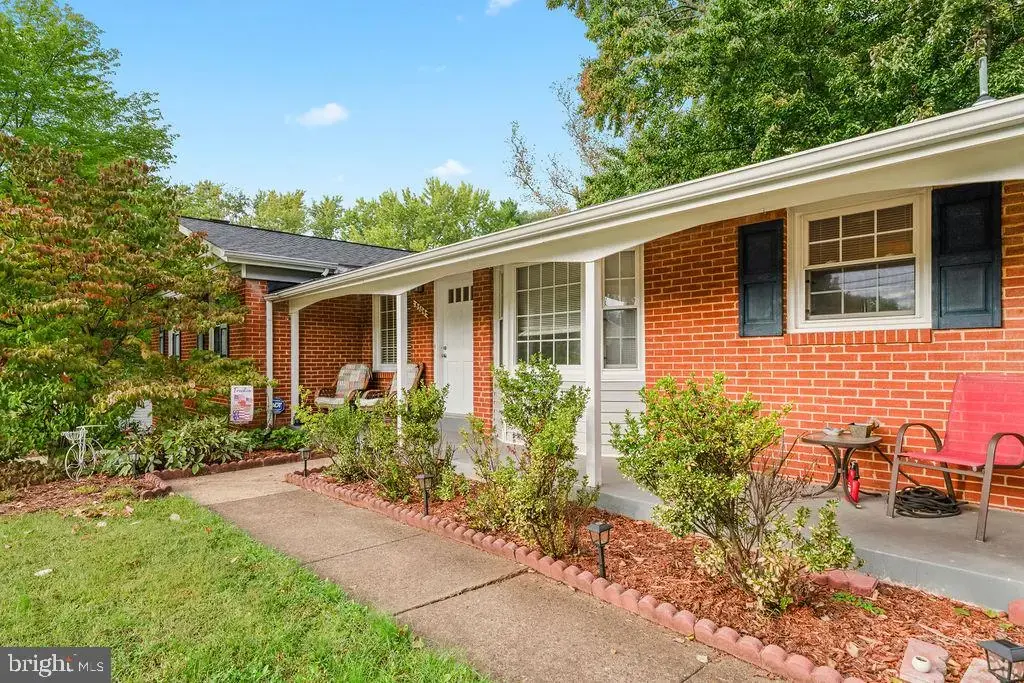 8705 Jackson Ave, MANASSAS