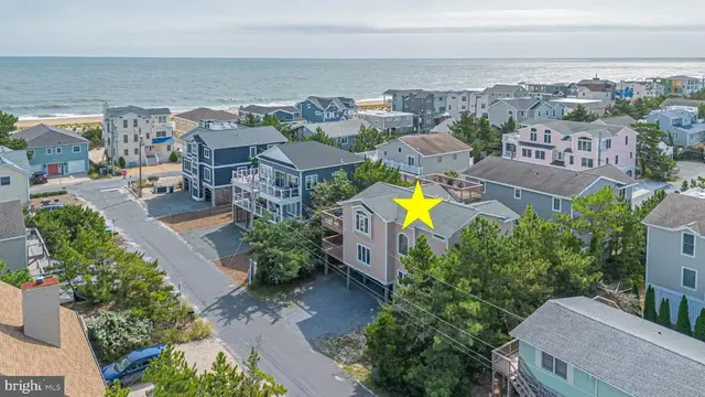 6 S 8th St, South Bethany