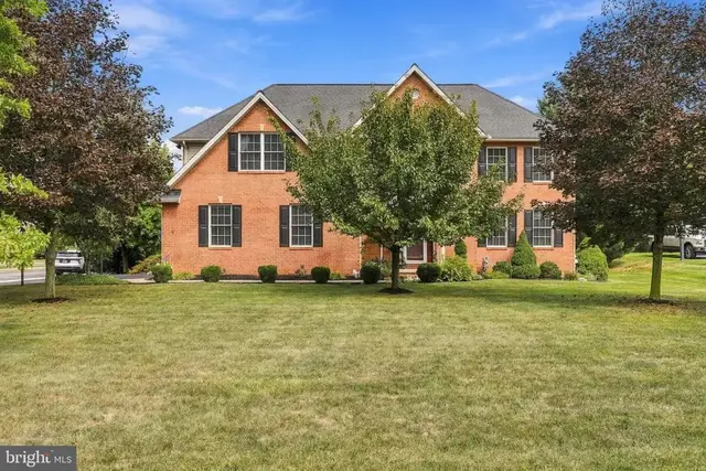 358 Moss Spring Ave, Greencastle