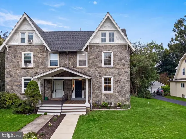 307 S Chester Rd, Swarthmore