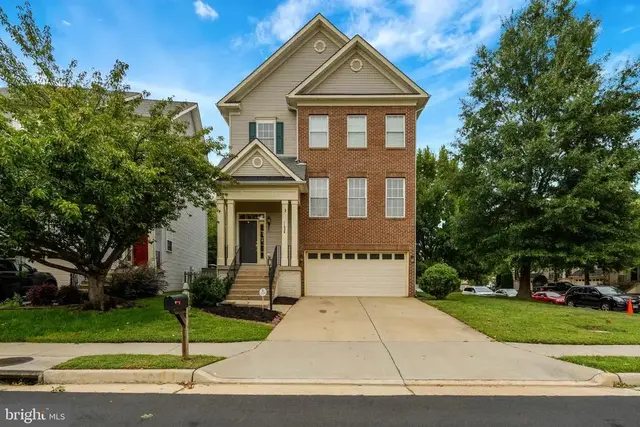 11924 Rayborn Creek Dr, Manassas