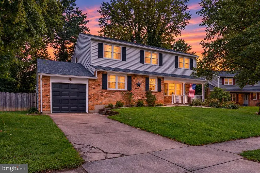 4 Timberline Dr, NEWARK