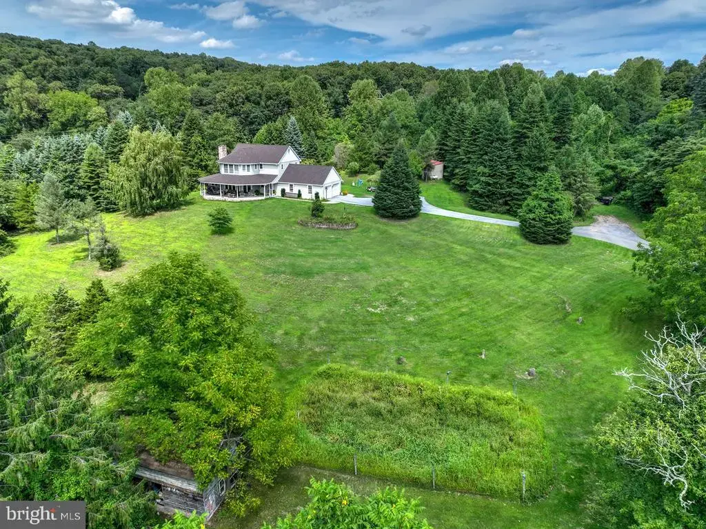 100 Eshelman Ln, MOHNTON