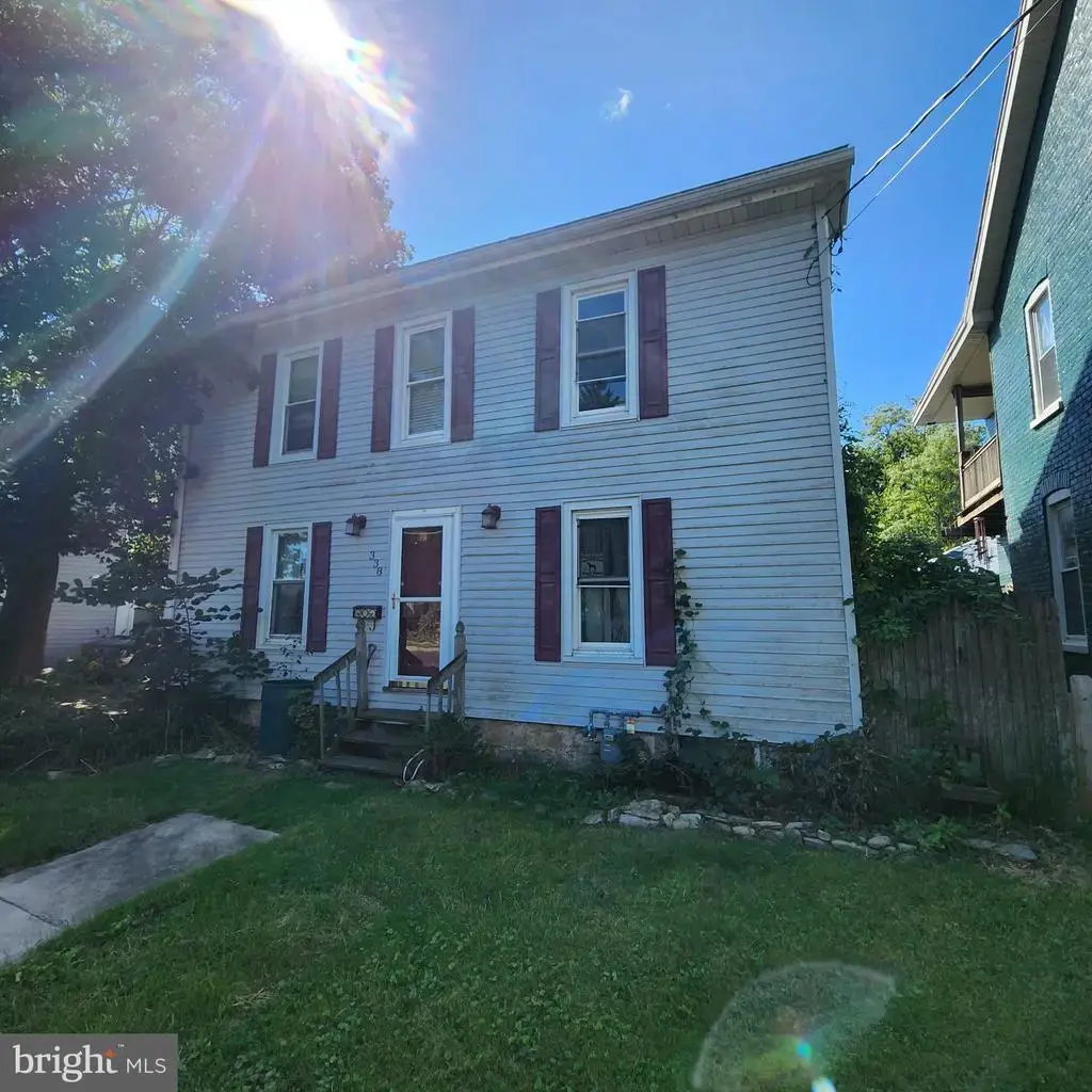 338 C St, CARLISLE