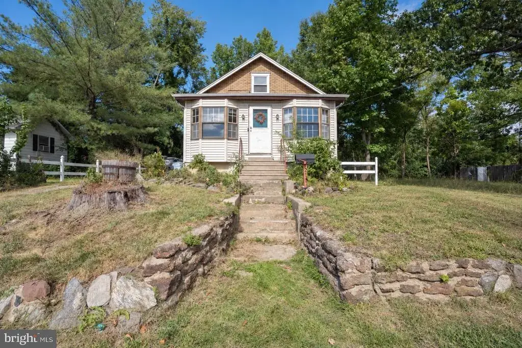 213 Berlin Rd N, LINDENWOLD