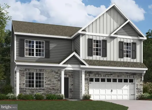 1420 Farmhouse Way, Bethlehem
