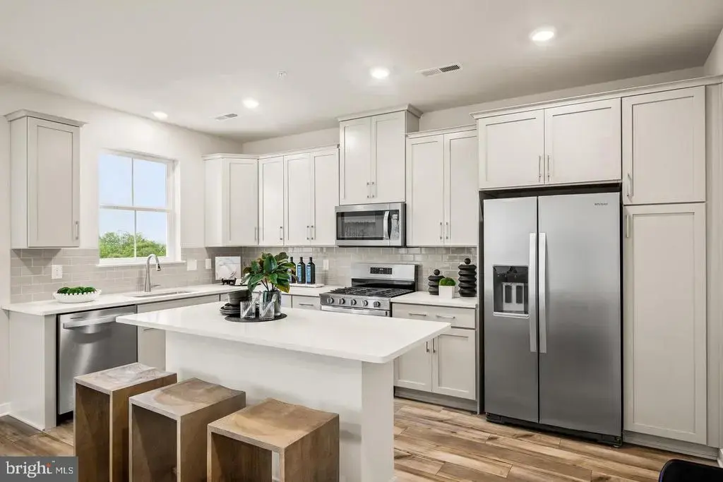 14 Zinc Ln, PHOENIXVILLE