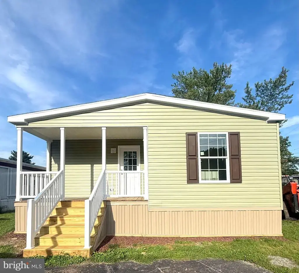 323 Don Dr, NEW HOLLAND