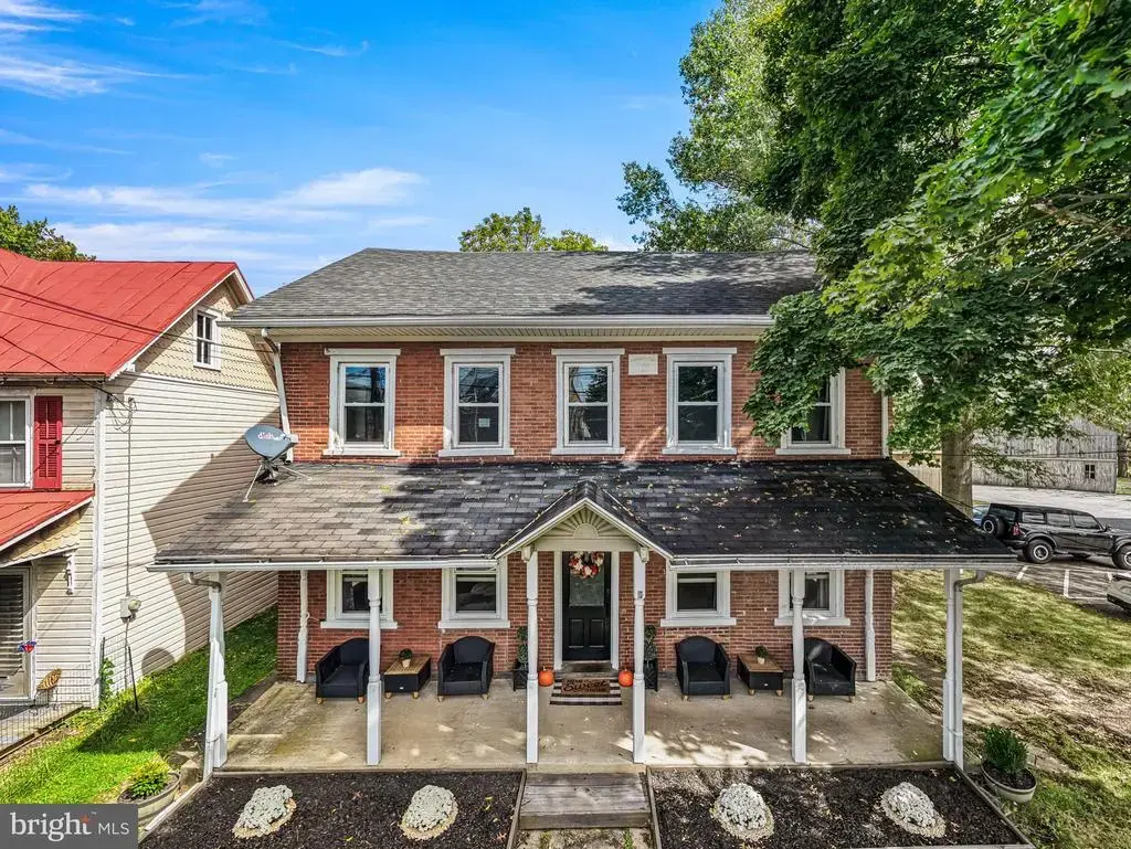 1203 Old Swede Rd, DOUGLASSVILLE