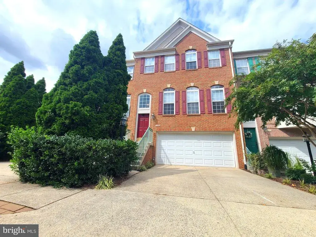 13586 Cedar Run Ln, HERNDON