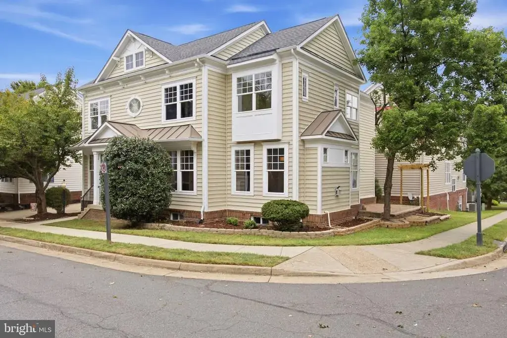 10017 Pentland Hills Way, BRISTOW