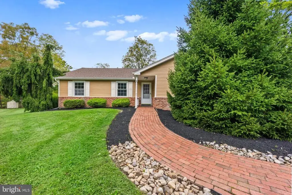 546 Mccarty Dr, DOYLESTOWN