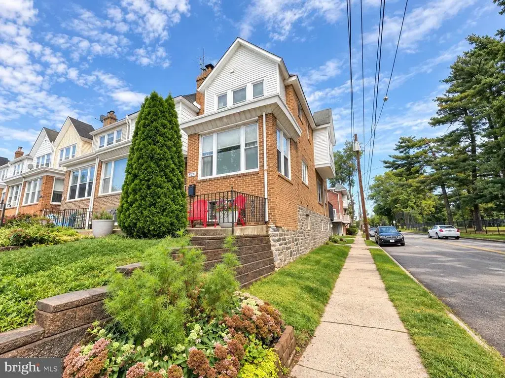 674 Wendover St, PHILADELPHIA