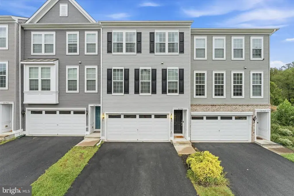 8194 Maude Ln, MANASSAS