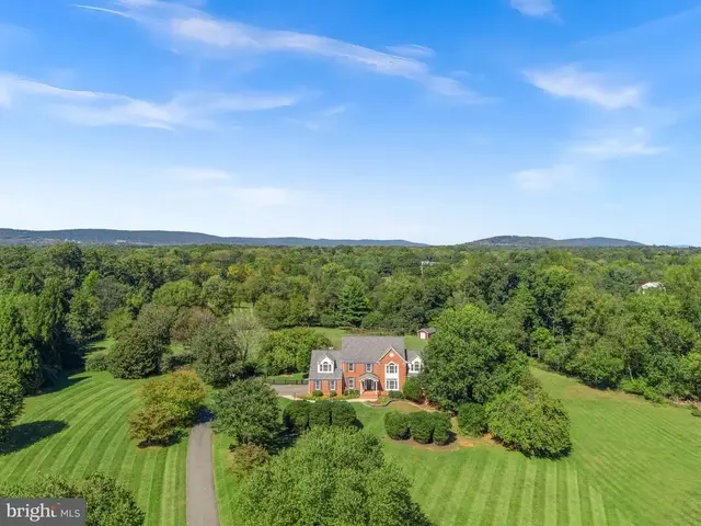 17508 Pinehurst Ct, Purcellville